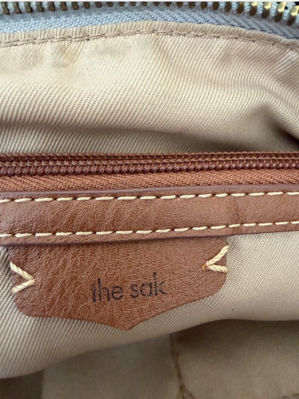 The Sak Grey Leather Crossbody Bag Chevron Strap - Picture 3 of 9